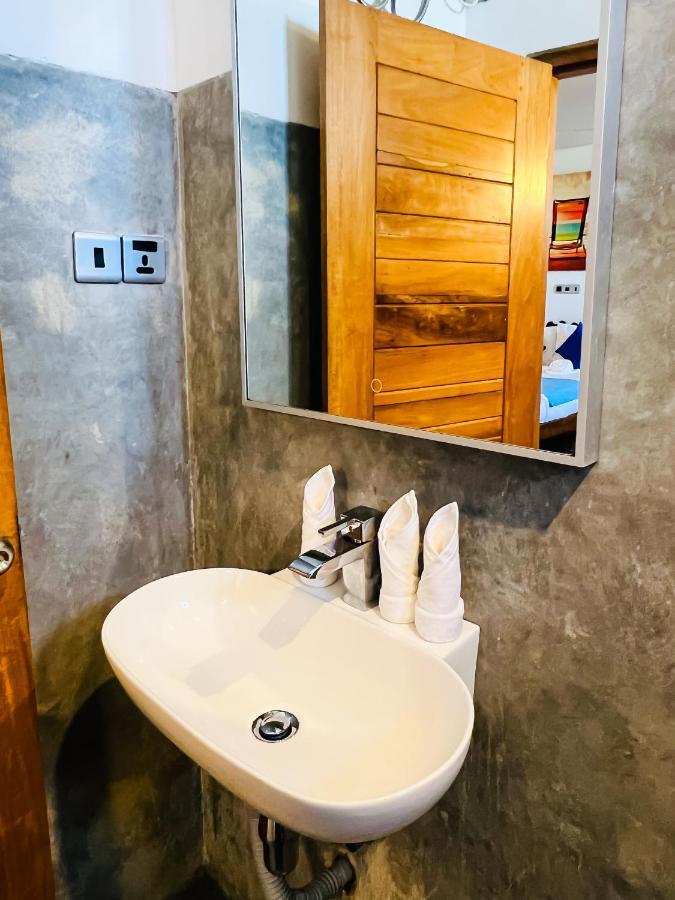 O2 Weligama Hotel & Spa 외부 사진